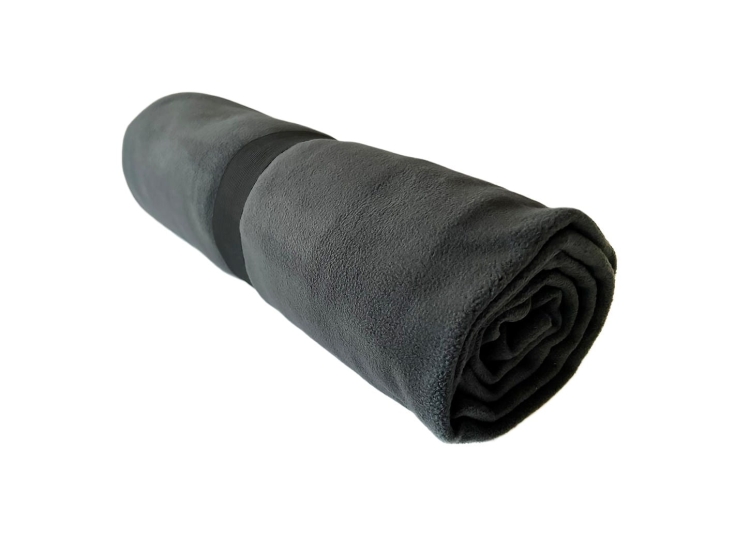 Grafiittinen fleece-peitto joka tilaisuuteen