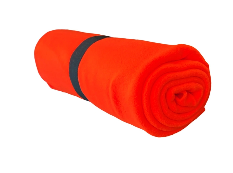 Mehukas vihreä fleecepeitto