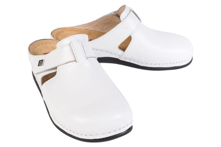 Anatomiczne skórzane klapki zdrowotne białe