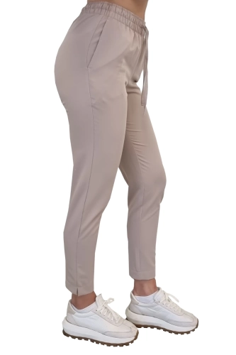 Damskie spodnie medyczne beżowe BASIC PREMIUM