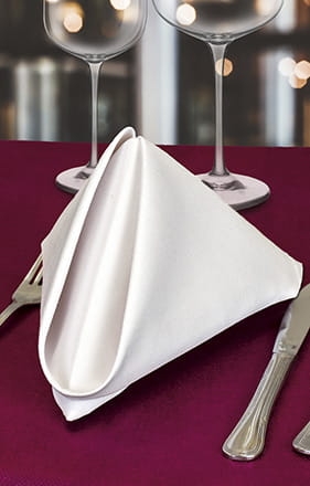 Bordowa serwetka restauracyjna prestige