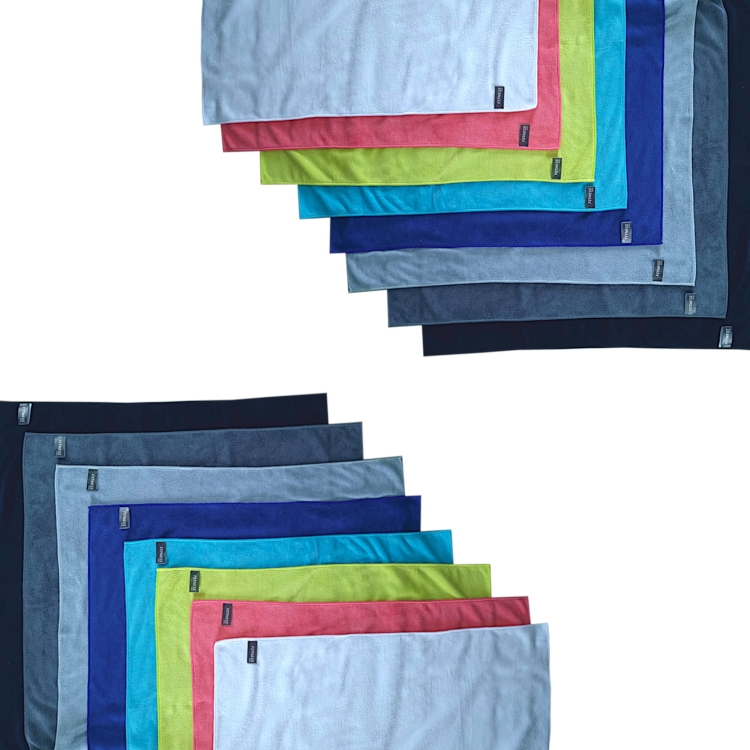 Ręcznik biały z mikrofibry Fitness PRO szybkoschnący