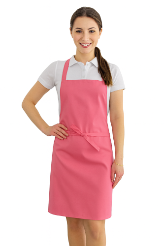 Fartuch kuchenny malinowy w kuchni