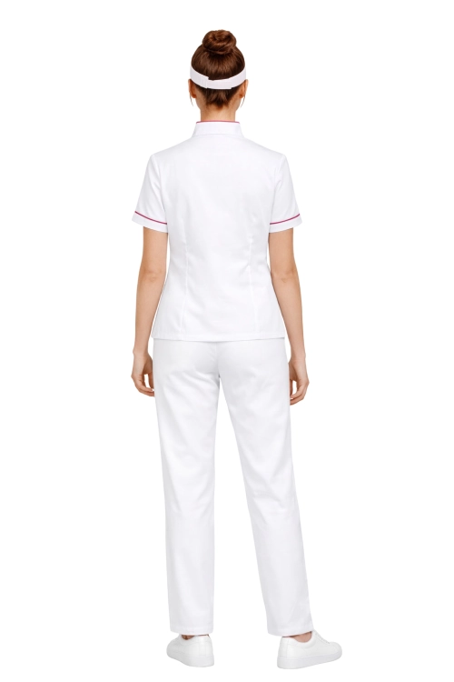kucharski uniform zapinany na zatrzaski w kolorze białym  z różowa lamówką i krótkim rekawem.png
