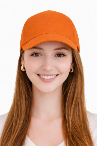 Czapka z twardym daszkiem kolor pomarańczowy widok z przodu.png